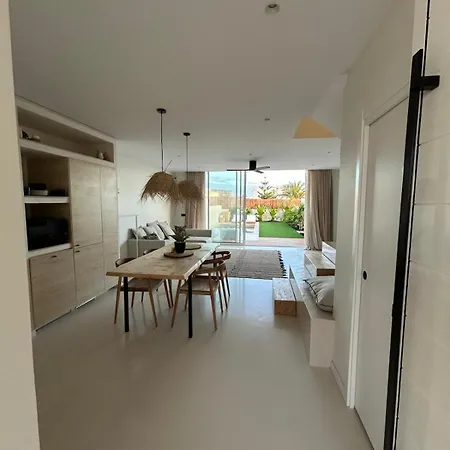 Βίλα Casa Damar With Sea View & Heated Pool Κοραλέχο