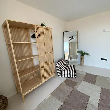 Casa Damar With Sea View & Heated Pool