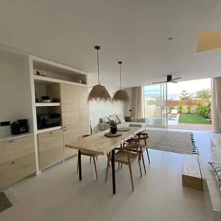 Βίλα Casa Damar With Sea View & Heated Pool